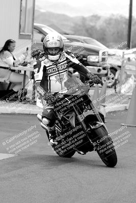 media/Mar-20-2023-Moto Forza (Mon) [[d0bbc59e78]]/Around the Pits/